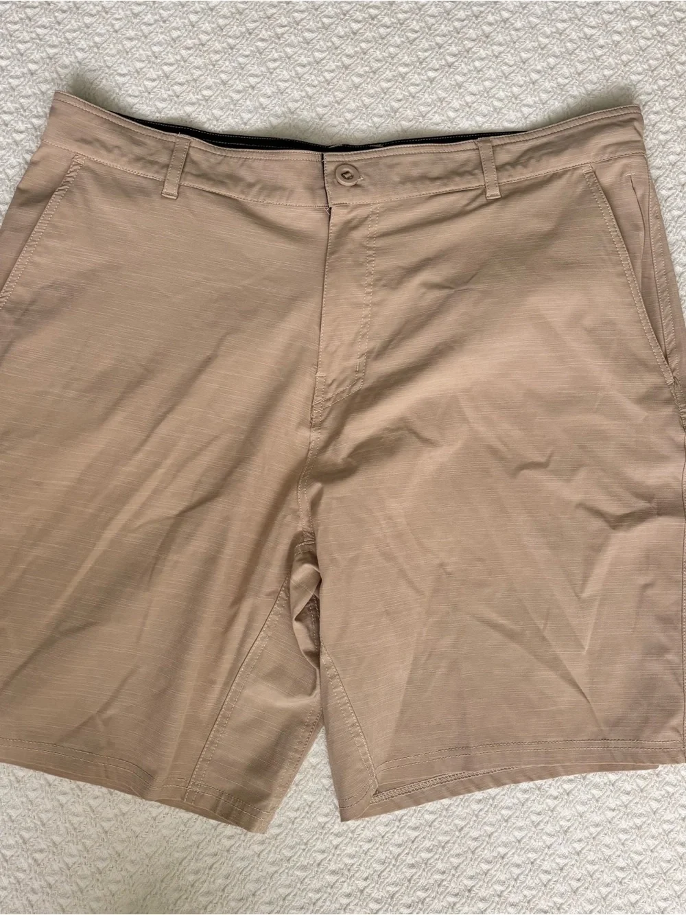 AFTCO men’s 38 light tan 9 inch performance golf shorts quick dry fishing preppy